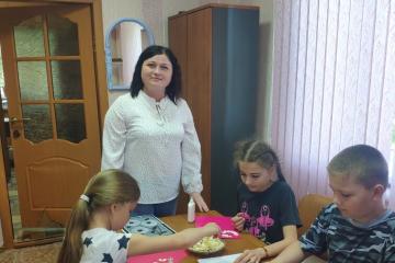 Изготовление рукотворной картины из природного материала.