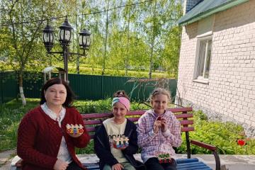 Изготовление подставки для пасхальных яиц.