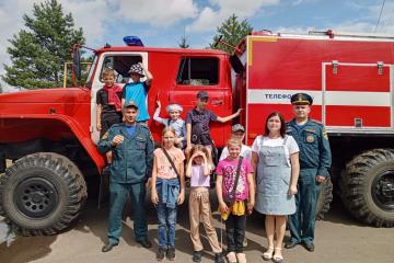 Экскурсия по 22- ой пожарно - спасательной части Знаменского района.