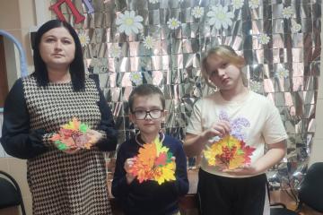 Увлекательное творческое занятие с детьми — пластилинография на тему «Осенняя фантазия»!